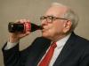 Tỷ phú Warren Buffett nghỉ hưu ở tuổi 94, giữ thói quen đồ ăn nhanh và uống 5 lon coca mỗi ngày