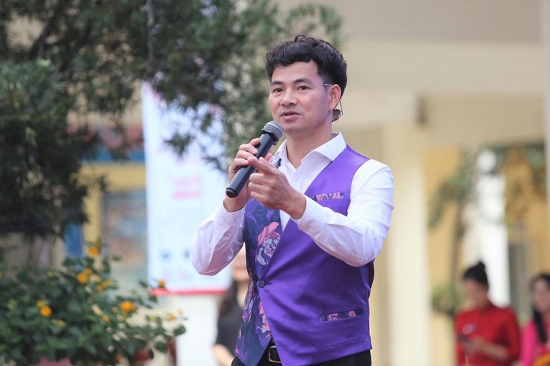 NSƯT Xuân Bắc: Tôi chưa bao giờ mắng con về điểm số và chỉ hỏi vì sao?