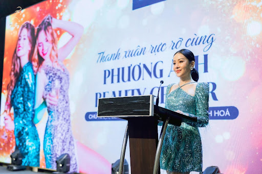 Viện Thẩm mỹ Phương Anh công bố giải thưởng cuộc thi Duyên dáng áo dài Phương Anh 2023