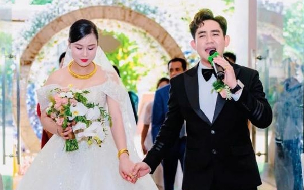 Con dâu lấy chồng, bố mẹ cố ca sĩ Vân Quang Long nói gì?